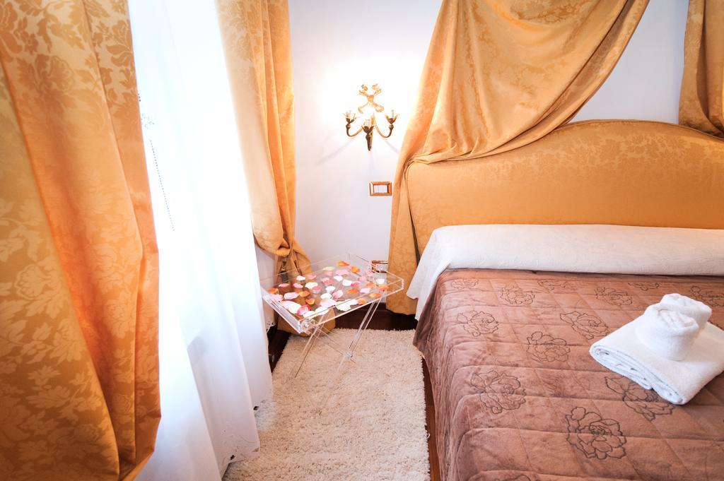 Appartamento Casa Albrizzi Venezia Esterno foto